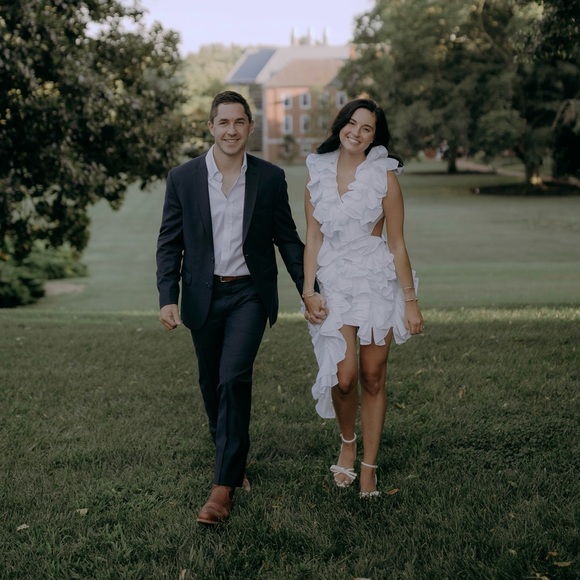 Aknvas Open-Back Ruffled Mini White - Picture 6 of 8